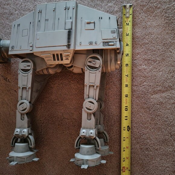 WOTC Star Wars AT-AT Imperial Walker Miniatures 2005 - Picture 11 of 12